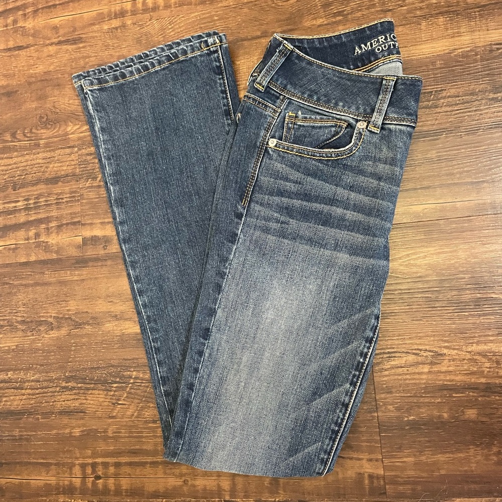 American Eagle Outfitters Women's Dark Wash Straight Leg Jeans